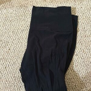 Lululemon align 25” size 10 legging.